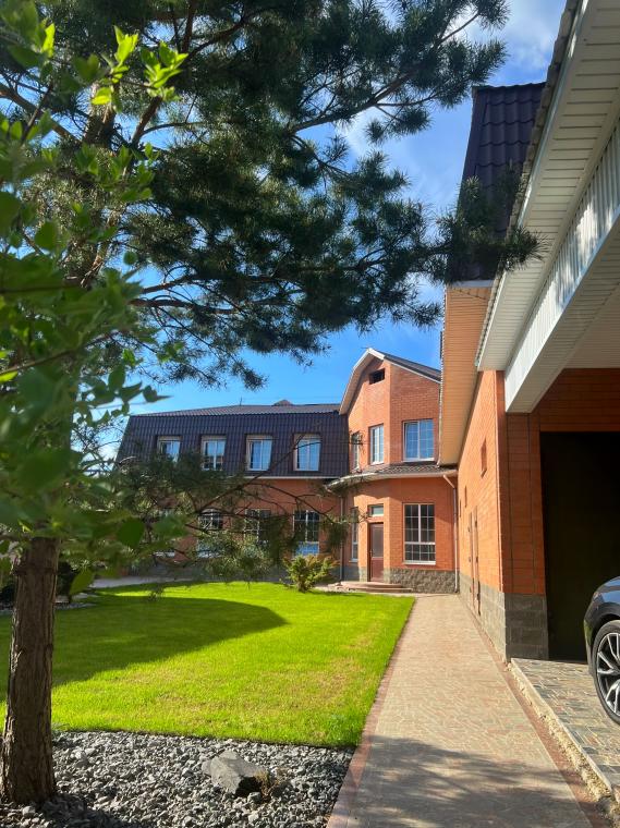 Дом, 550.6 м<sup>2</sup>